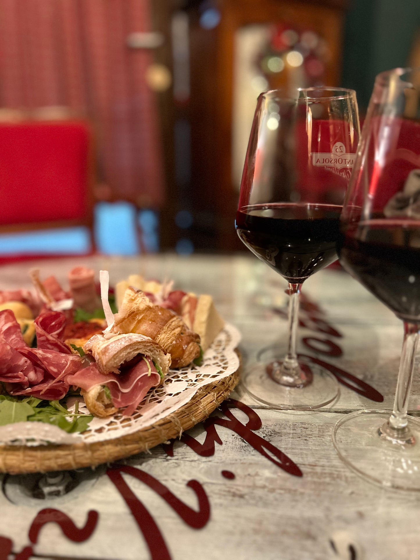 Cena in in enoteca (per 2 persone)