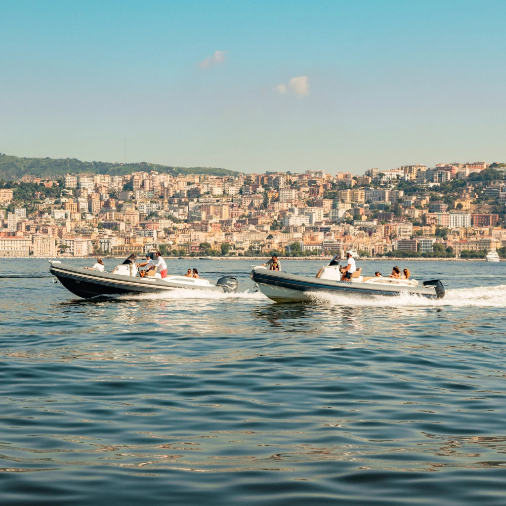 Giro in barca nel Golfo di Napoli (da 2 persone)