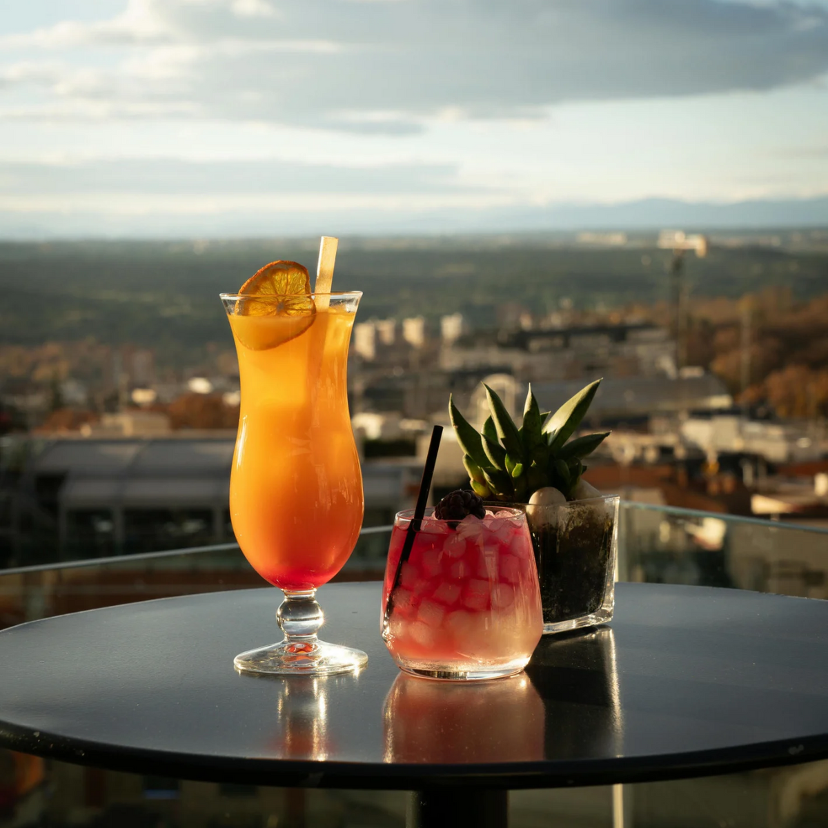 Aperitivo al tramonto su rooftop