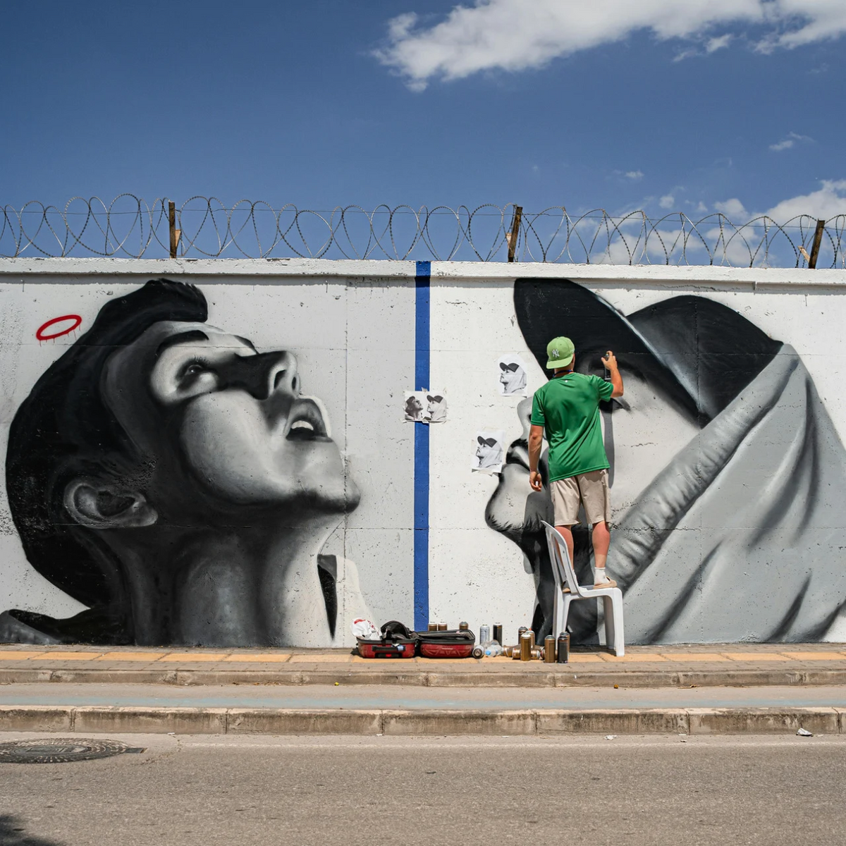 Street Art Tour - passeggiata tra i murales della città