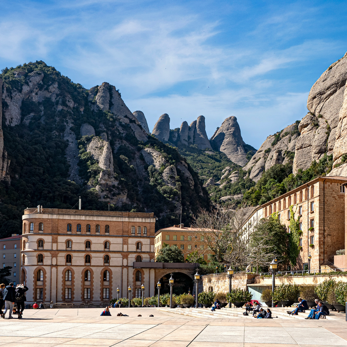 Weekend a Barcellona con escursione a Montserrat e visita di una cantina di Cava